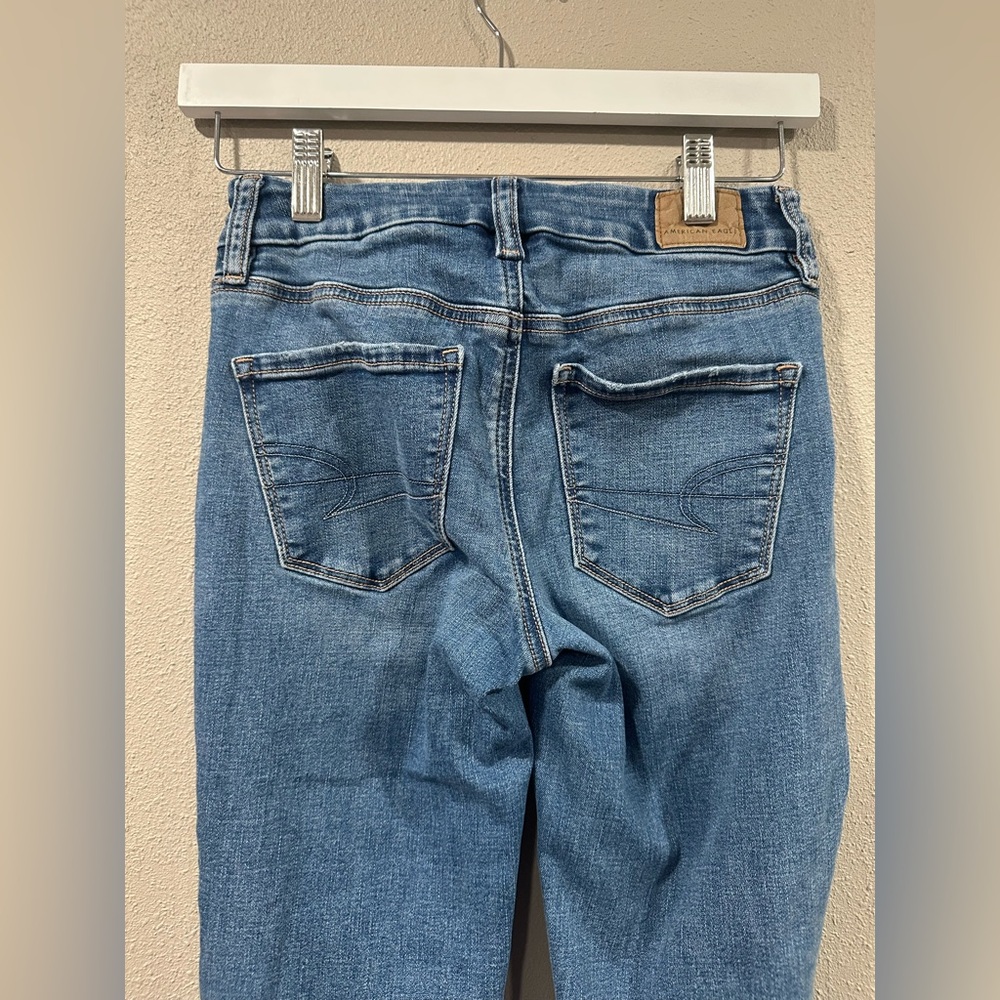 American Eagle Curvy High Rise Skinny Kick - Picture 4 of 6